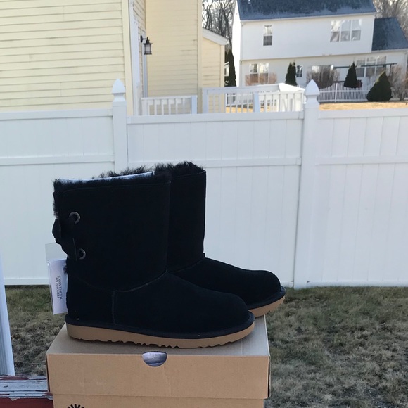 UGG Customizable Bailey Bow II - Picture 2 of 8